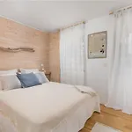 Sea Nest Apartment